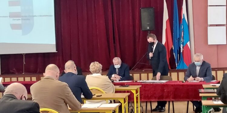 Sandomierz: Budżet powiatu uchwalony.