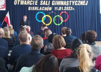 Gierlachów: Szkoła Podstawowa ma nową salę gimnastyczną.