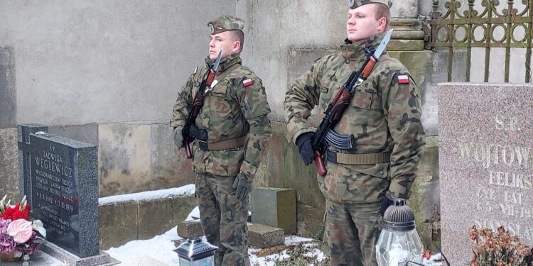 Zawichost: Ku pamięci bohaterów powstania styczniowego.