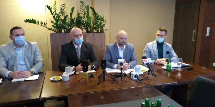 Mielec:   Kto zawinił w komunikacji miejskiej?