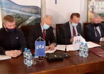 Baranów Sandomierski. Pierwsi w województwie