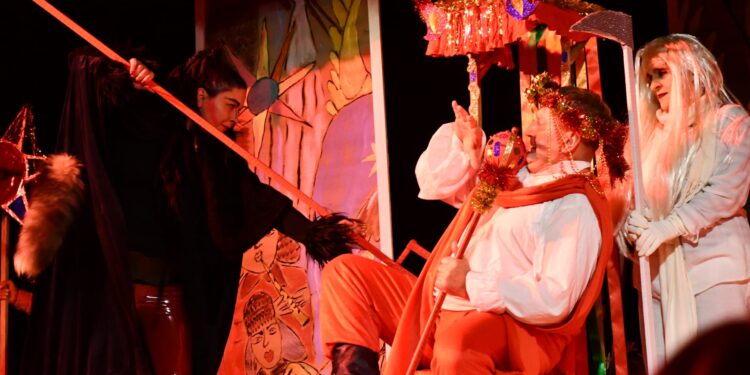 Zawichost: Spektakl teatralny pomostem między przeszłością a przyszłością.