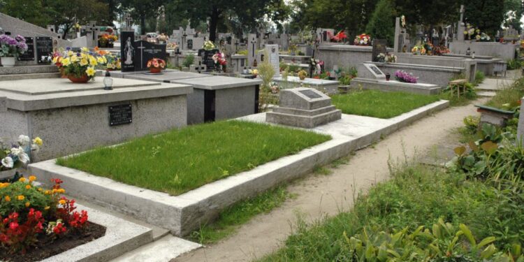 Mielec: Spacer szlakiem mogił powstańczych