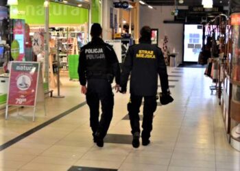 Mielec:  Kontrole maseczek w miejscach handlowych