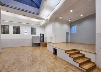 Nisko: Dobiegła końca modernizacja dawnej auli szkolnej na potrzeby kulturalne Powiatu Niżańskiego