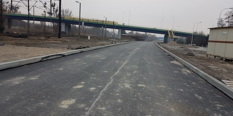 Tarnobrzeg. Budowa obwodnicy bez zakłóceń.