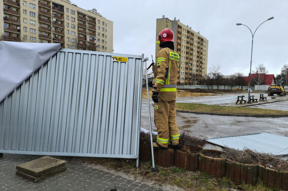 Stalowa Wola: Strażacy podsumowali działania związane z usuwaniem skutków wichury