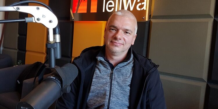 Blisko 700 dzieci z tarnobrzeskich szkół za darmo uczy się pływać.