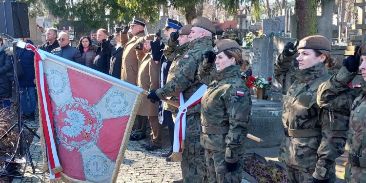 Sandomierz: 80 rocznica przekształcenia ZWZ w AK. (FOTOGALERIA)