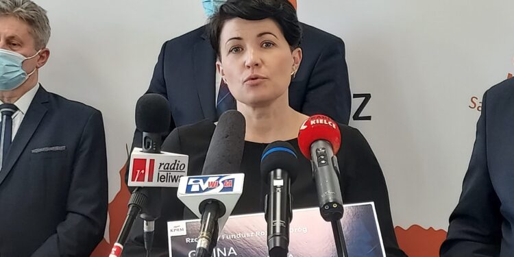 Koprzywnica: 700 tys zł na remont i budowę dróg.