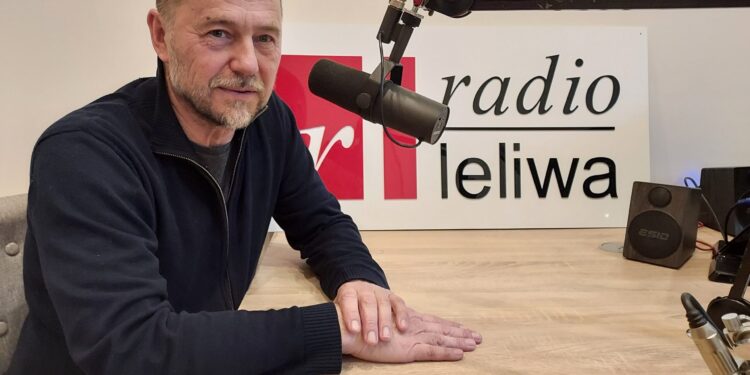 Sandomierz: Rozmowa z Grzegorzem Matysikiem – reżyserem spektaklu „Salon odnowy”.