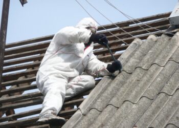 Mielec: Coraz mniej azbestu na terenie miasta