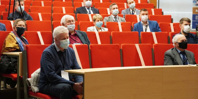 Stalowa Wola: Konferencją naukową zainaugurowano obchody 85lecia COP