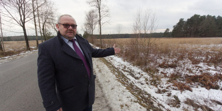 Harasiuki: Farma fotowoltaiczna i fabryka mebli mogą powstać na terenie gminy