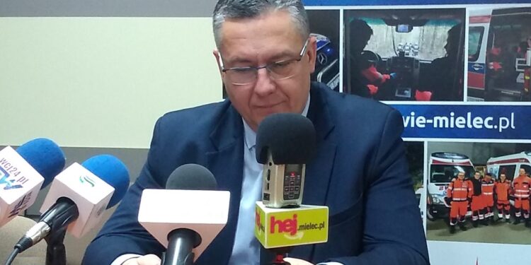 Mielec: Trwa doposażenie stacji pogotowia
