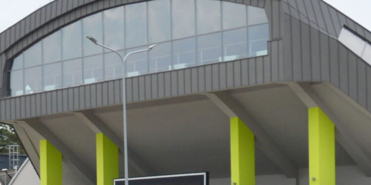 Stalowa Wola: Miejsca noclegowe, infolinia i dary dla uchodźców z Ukrainy