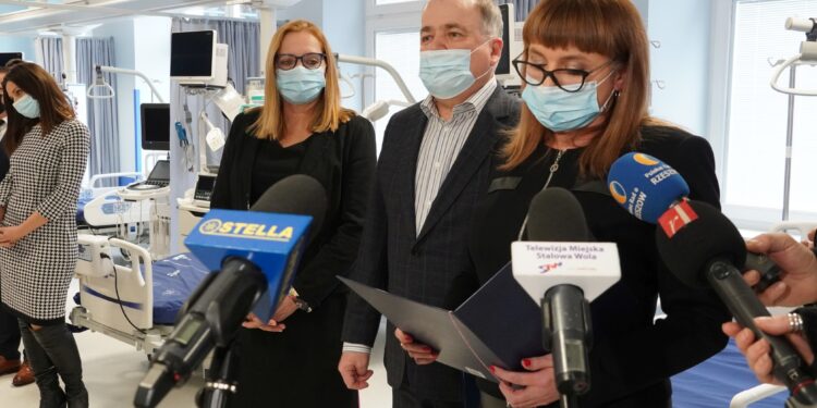 Stalowa Wola: W szpitalu oddano do użytku rozbudowany oddział udarowy