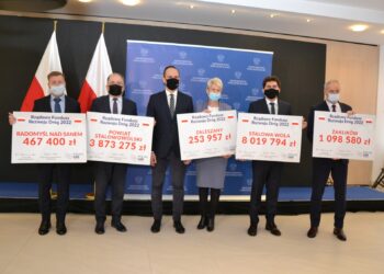 Stalowa Wola: 14 milionów złotych dla samorządów powiatu stalowowolskiego z Funduszu Rozwoju Dróg.