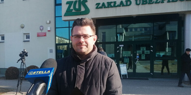 Stalowa Wola: ZUS zachęca do składania wniosków o 500plus i Kapitał Opiekuńczy