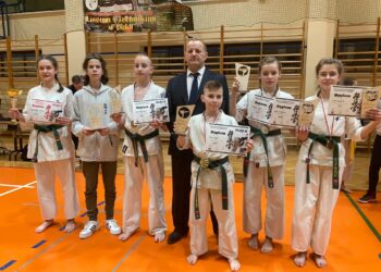 Sandomierz: Sukces zawodników Sandomierskiego Klubu Karate