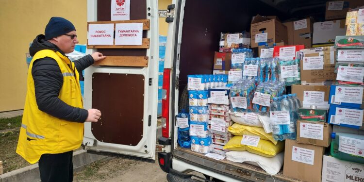 Sandomierz: W niedzielę wyjazd drugiego transportu konwoju humanitarnego Caritas Diecezji Sandomierskiej.