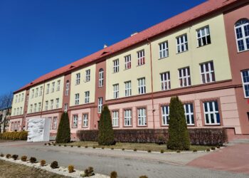 Sandomierz: Od 1 kwietnia oddziały przygotowawcze dla uczniów z Ukrainy.