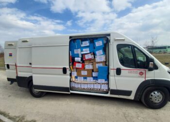 Sandomierz: Czwarty transport humanitarny przygotowany przez diecezję sandomierską wyruszył do Ukrainy.