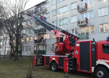 Tarnobrzeg. Spłonął klimatyzator. O mały włos nie spłonęło mieszkanie.