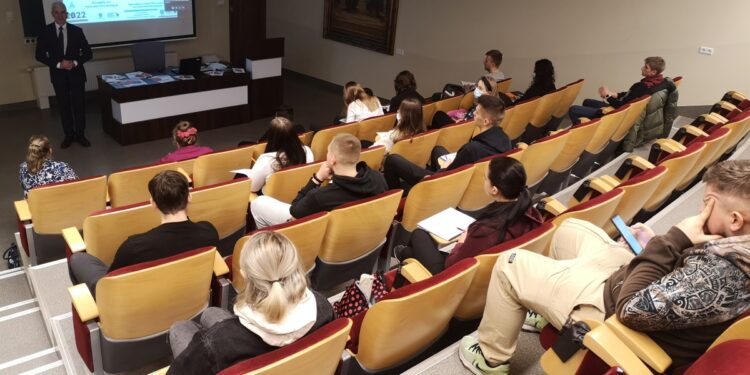 Tarnobrzeg. SOS matura po raz dziewiąty