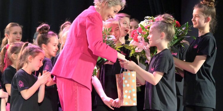 Sandomierz: Tak to się zaczęło… – 40 lat tanecznej pasji Moniki Magdy.