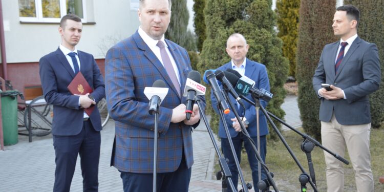 Bojanów: Minister Czarnek o edukacji ukraińskich dzieci w polskich szkołach