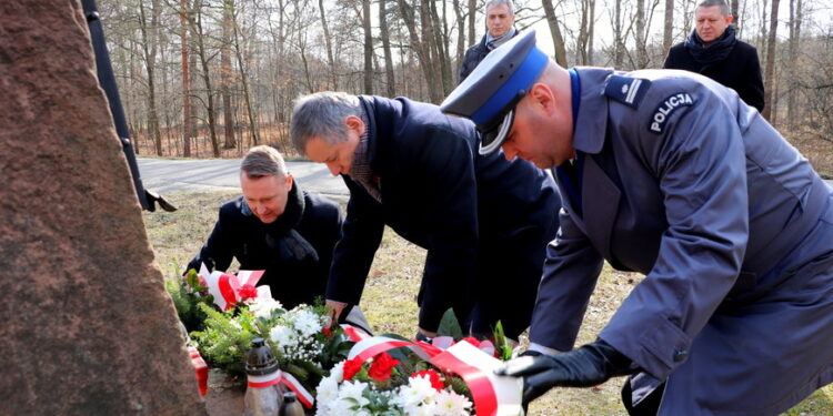 Mielec:  Oddali hołd  Żołnierzom Niezłomnym