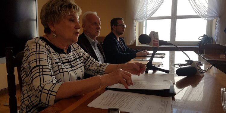 Tarnobrzeg. Ukraińcy rejestrują się w urzędzie pracy. Są dla nich propozycje.