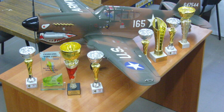 Nowa Dęba. Wystawa modeli latających