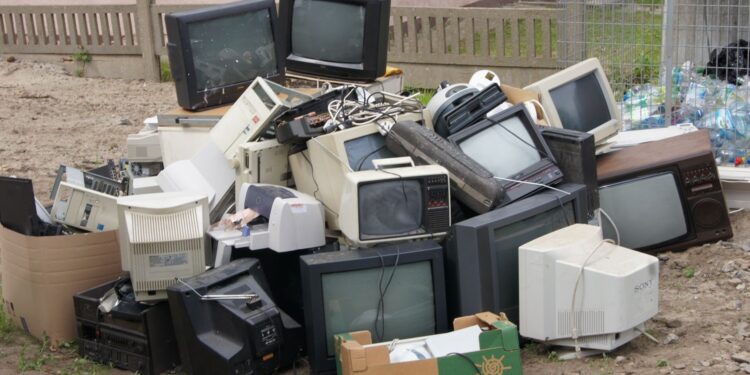 Nowa Dęba. Oddaj elektrośmieci i wspomóż dzieci na Ukrainie