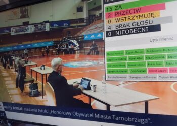 Tarnobrzeg. Marszałek Władysław Ortyl z tytułem „Honorowego Obywatela Miasta Tarnobrzega”.