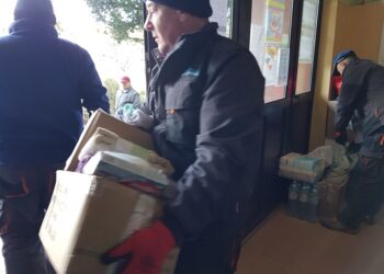 Tarnobrzeg. Mieszkańcy pomagają.