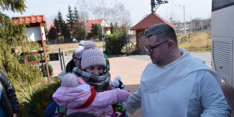 Sandomierz: Sieroty i wdowy z ukraińskiego Fastowa już bezpieczne.