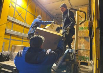 Sandomierz: TIR z Wiednia z darami dla uchodźców