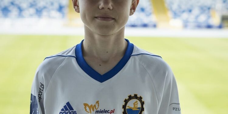 Mielec: Wychowanek trafia do ekstraklasowej Stali
