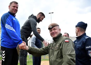 Ostrowiec Św., Sandomierz: Dzień Sportu świętokrzyskich terytorialsów.