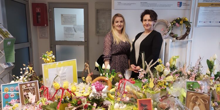 Sadomierz: Kiermasz wielkanocny na letni wypoczynek dzieci z domu dziecka.