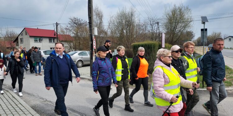 Słupcza, Dwikozy Sandomierz: Szlakiem powstańców styczniowych.