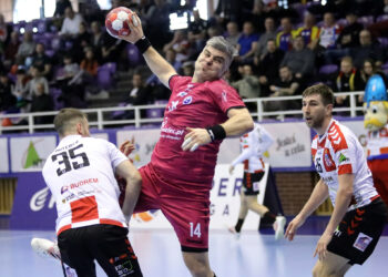 Mielec: Stal pękła w Głogowie