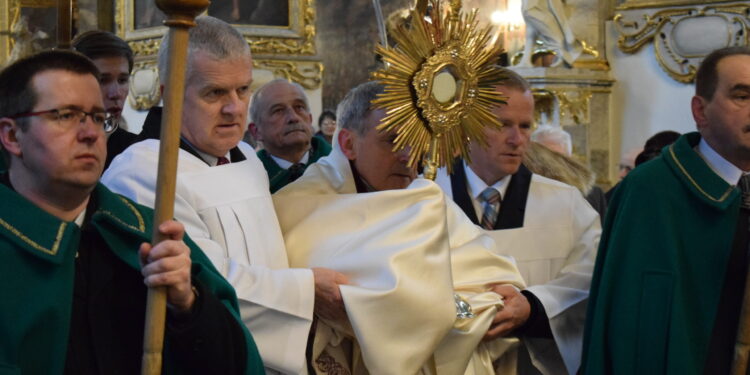 Sandomierz: Chrystus zmartwychwstał!