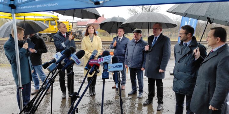 Mielec: Przygotowanie połączeń Mielec – Padew