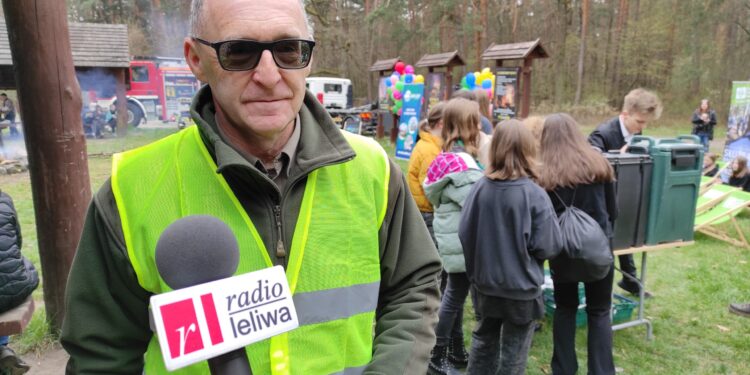 Mielec: Kłopotliwe śmieci w mieleckich lasach