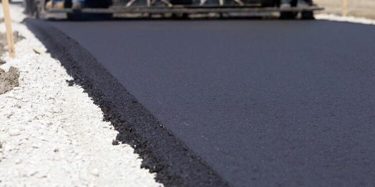 Mielec: Kruszywo zastąpi masa bitumiczna