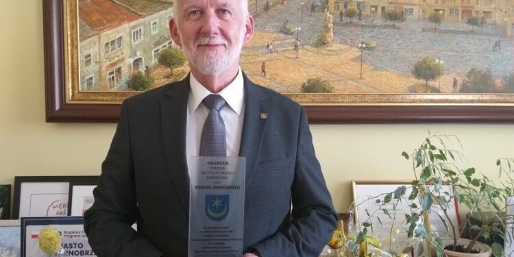 Tarnobrzeg. Miasto z nagrodą Prezesa Instytutu Pamięci Narodowej.