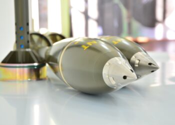 Nowa Dęba. Dezamet uzbraja Raki